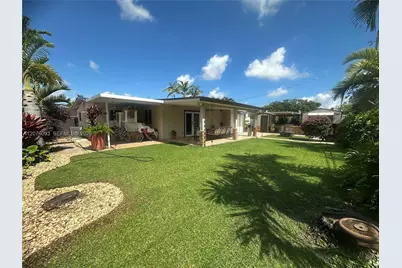 5505 W 14th Ln #0, Hialeah, FL 33012 - Photo 11