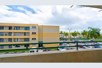 8320 NW 8th St #2-302, Miami, FL 33126 - Photo 25