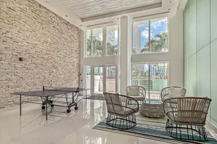 41 SE 5th St, Miami, FL 33131 - Photo 35