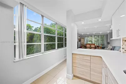 9400 Live Oak Pl #305, Davie, FL 33324 - Photo 1