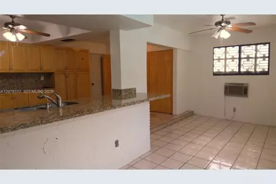 7829 Embassy Blvd, Miramar, FL 33023 - Photo 9