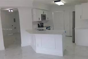 12602 SW 54th St, Miramar, FL 33027 - Photo 9