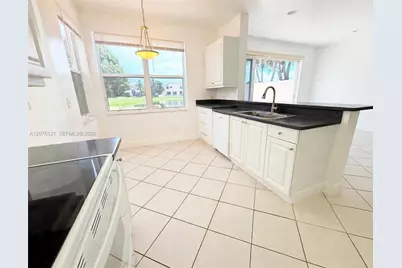 15616 NW 12th Mnr, Pembroke Pines, FL 33028 - Photo 7