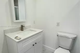 10330 SW 35th Terrace, Miami, FL 33165 - Photo 13