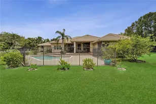 2725 Hunter Rd, Weston, FL 33331 - Photo 37