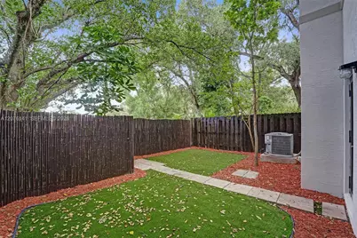 2805 SW 17 Avenue #0, Fort Lauderdale, FL 33315 - Photo 21