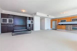 253 NE 2nd St, Miami, FL 33132 - Photo 9