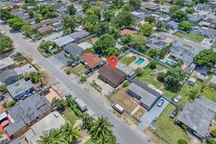 3030 NW 90th St, Miami, FL 33147 - Photo 35