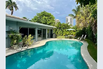 1241 Manor Dr, Singer Island, FL 33404 - Photo 19