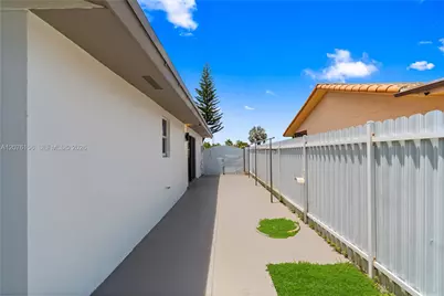 1201 SW 142nd Ave, Miami, FL 33184 - Photo 35