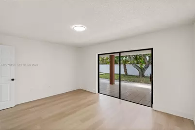 1201 SW 142nd Ave, Miami, FL 33184 - Photo 19