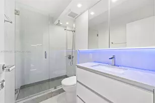 400 Kings Point Dr, Sunny Isles Beach, FL 33160 - Photo 23