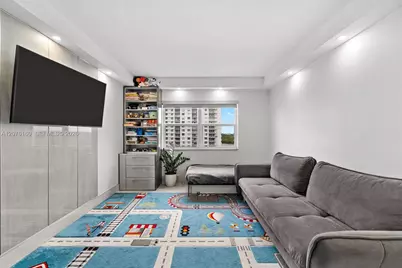 400 Kings Point Dr #822-23, Sunny Isles Beach, FL 33160 - Photo 33