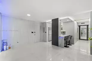 400 Kings Point Dr, Sunny Isles Beach, FL 33160 - Photo 17