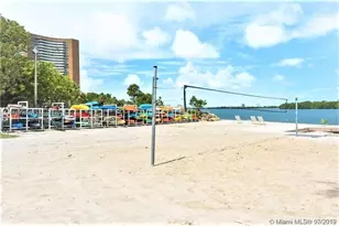 650 NE 64th St, Miami, FL 33138 - Photo 17