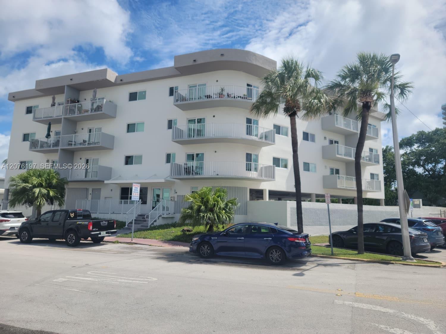 7125 Bonita Dr #402 - 7125 Bonita Dr #402, Miami Beach, FL 33141 Luxury Property | Jose Angel Pina