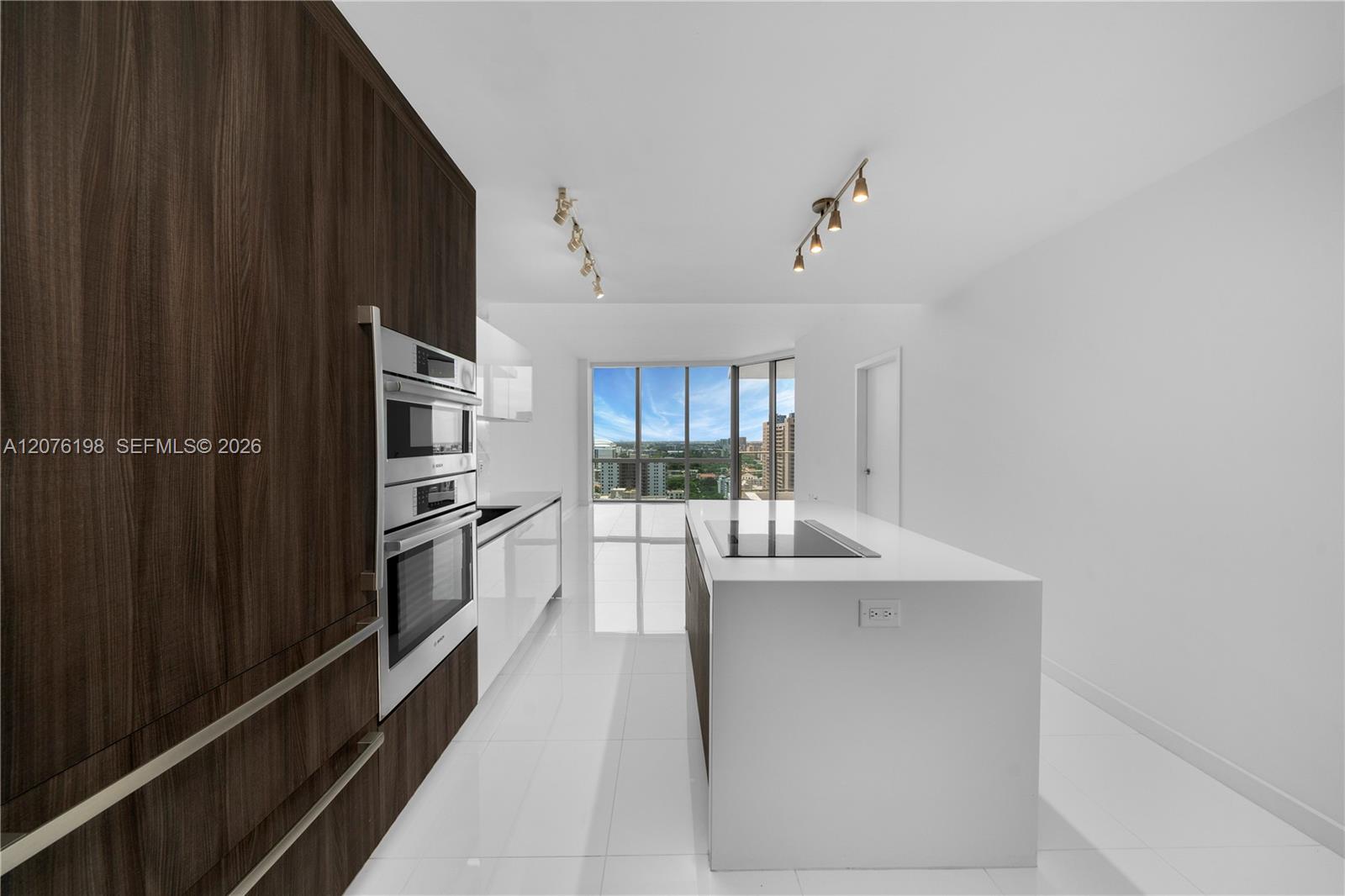 851 NE 1st Ave #2106 - 851 NE 1st Ave #2106, Miami, FL 33132 Luxury Property | Jose Angel Pina