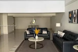 303 Racquet Club Rd, Weston, FL 33326 - Photo 3