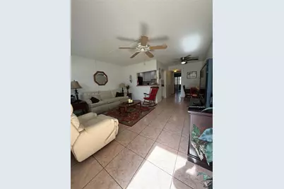 272 Camden L #272, West Palm Beach, FL 33417 - Photo 5