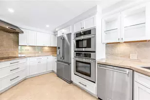 5990 Paradise Point Dr, Palmetto Bay, FL 33157 - Photo 39