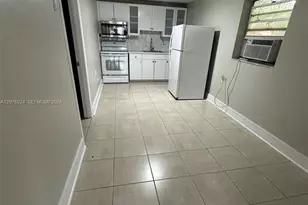 607 NW 42nd St, Oakland Park, FL 33309 - Photo 17