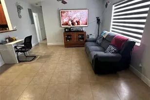 607 NW 42nd St, Oakland Park, FL 33309 - Photo 5