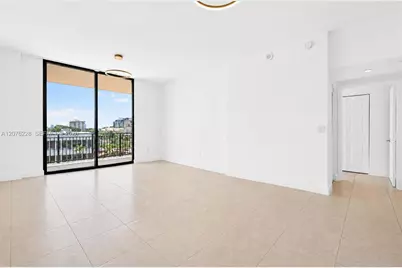 1300 Ponce De Leon Blvd #405, Coral Gables, FL 33134 - Photo 9
