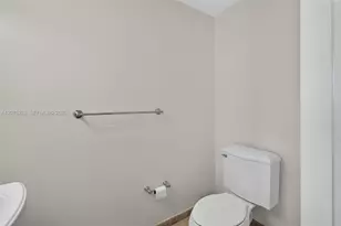 1300 Ponce De Leon Blvd, Coral Gables, FL 33134 - Photo 13