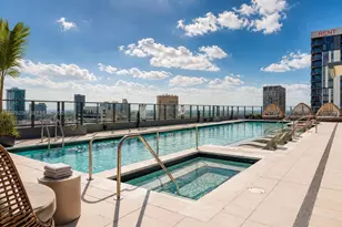 121 NE 5th St, Miami, FL 33132 - Photo 1