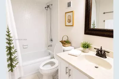 1100 Saint Charles Pl #504, Pembroke Pines, FL 33026 - Photo 9