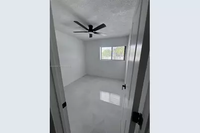10830 SW 160th St, Miami, FL 33157 - Photo 13