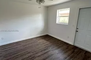 2500 Franklin Dr, Fort Lauderdale, FL 33311 - Photo 5