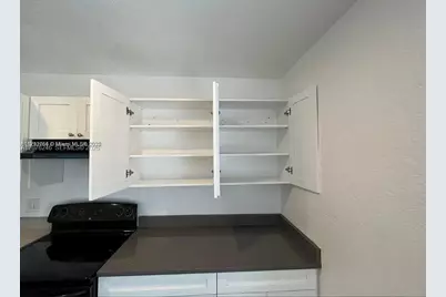 2500 Franklin Dr, Fort Lauderdale, FL 33311 - Photo 7