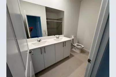 194 SE 10th Ct, Florida City, FL 33034 - Photo 17