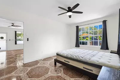 160 NW 45th St #2, Miami, FL 33127 - Photo 15