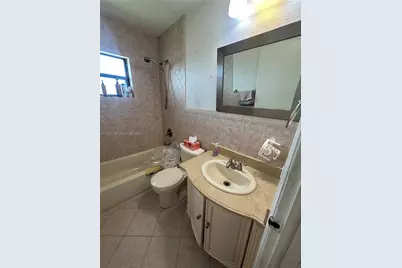 10330 Puerto Rico Dr, Cutler Bay, FL 33189 - Photo 23