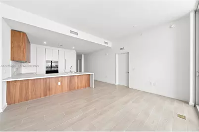 1400 Biscayne Blvd #708, Miami, FL 33132 - Photo 9