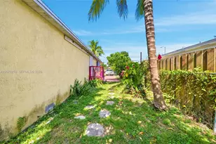 6241 NW 1st Pl, Miami, FL 33150 - Photo 27