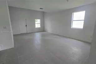 2475 SE 29th Dr, Homestead, FL 33035 - Photo 25