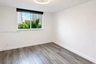 4000 NE 170th St, North Miami Beach, FL 33160 - Photo 7