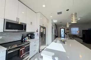 10413 NW 82nd St, Doral, FL 33178 - Photo 31