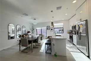 10413 NW 82nd St, Doral, FL 33178 - Photo 1