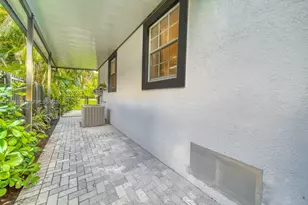 13801 NE 1st Ave, Miami, FL 33161 - Photo 33
