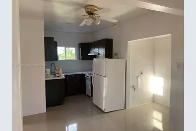 200 NW 34th Ave, Miami, FL 33125 - Photo 9