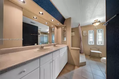 5298 NW 4th Ter #5298, Deerfield Beach, FL 33064 - Photo 13
