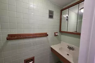 10905 N Kendall Dr, Miami, FL 33176 - Photo 13