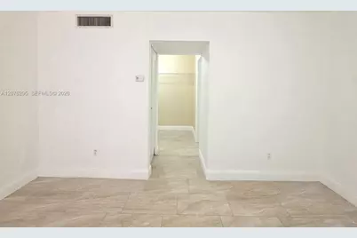 10905 N Kendall Dr #410, Miami, FL 33176 - Photo 7