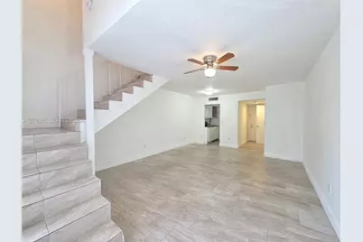 10905 N Kendall Dr #410, Miami, FL 33176 - Photo 3