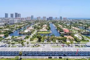 600 Layne Blvd, Hallandale Beach, FL 33009 - Photo 21