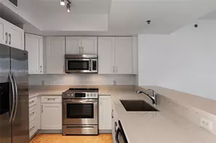 2641 N Flamingo Rd, Sunrise, FL 33323 - Photo 13